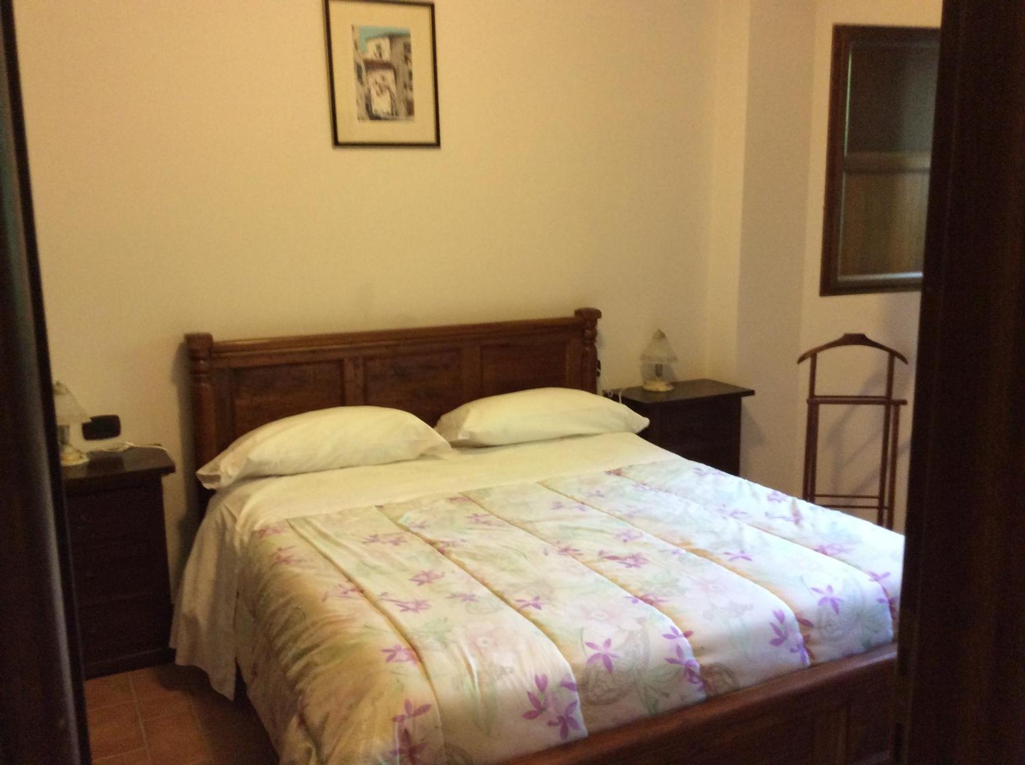 Hotel Il Feudo Dei Pierleoni Celano Ruang foto